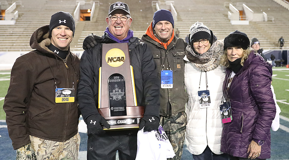 The Fredenburg family, including Kori, in the white coat. (Photo by Larry Radloff, d3photography.com)
